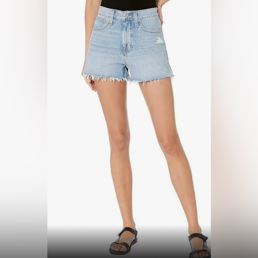 Madewell Relaxed Denim Shorts Side Slit
Edition